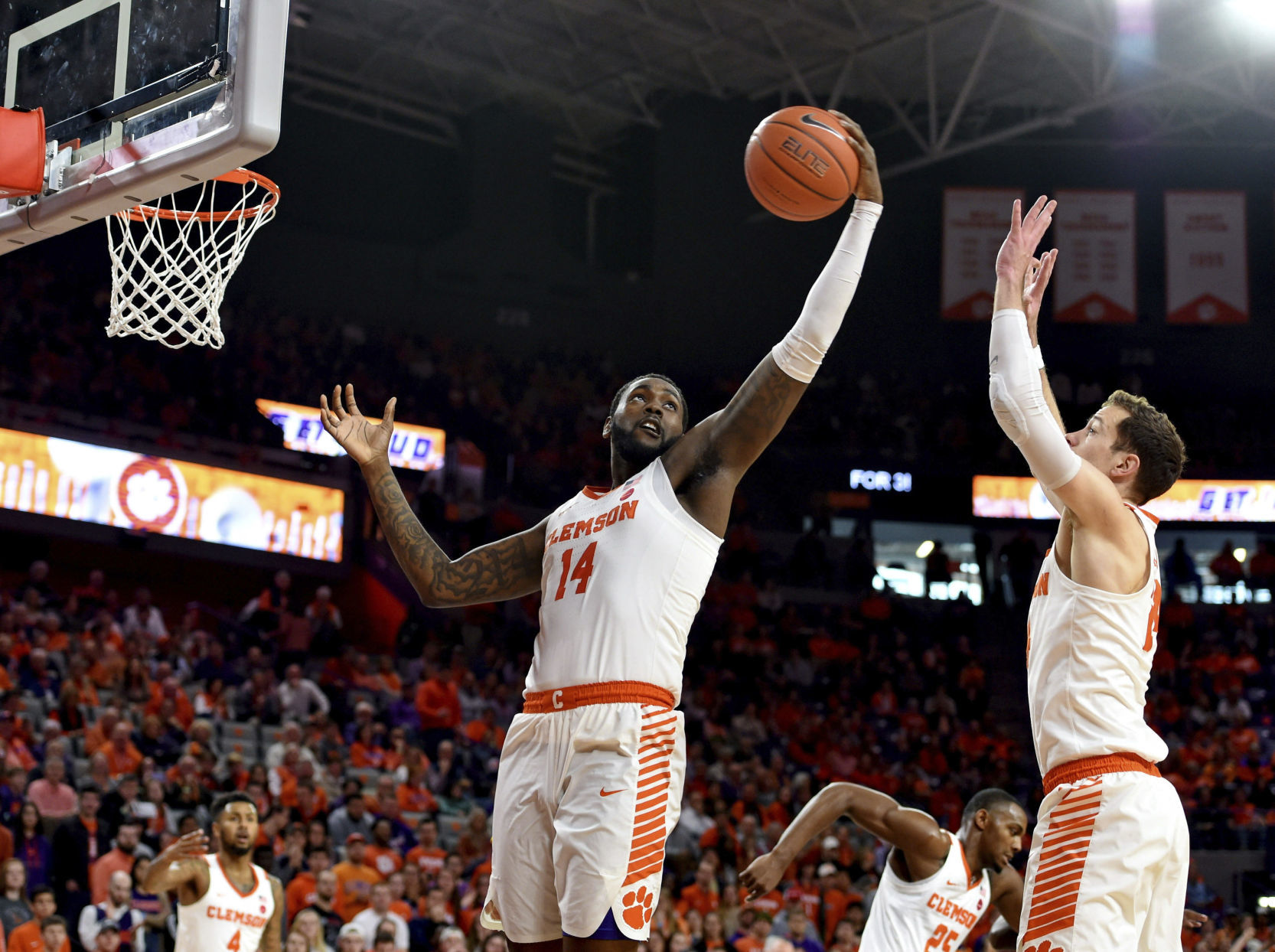 Virginia Tech Clemson Basketball
